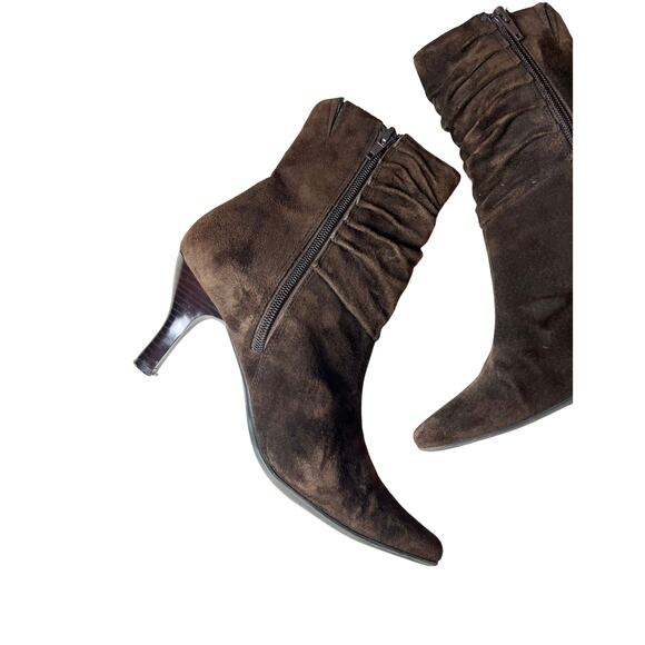 White Mountain Suede Boots Slouch Ankle Wrinkle Zip High Pointy Sexy Brown 8 - Picture 6 of 8